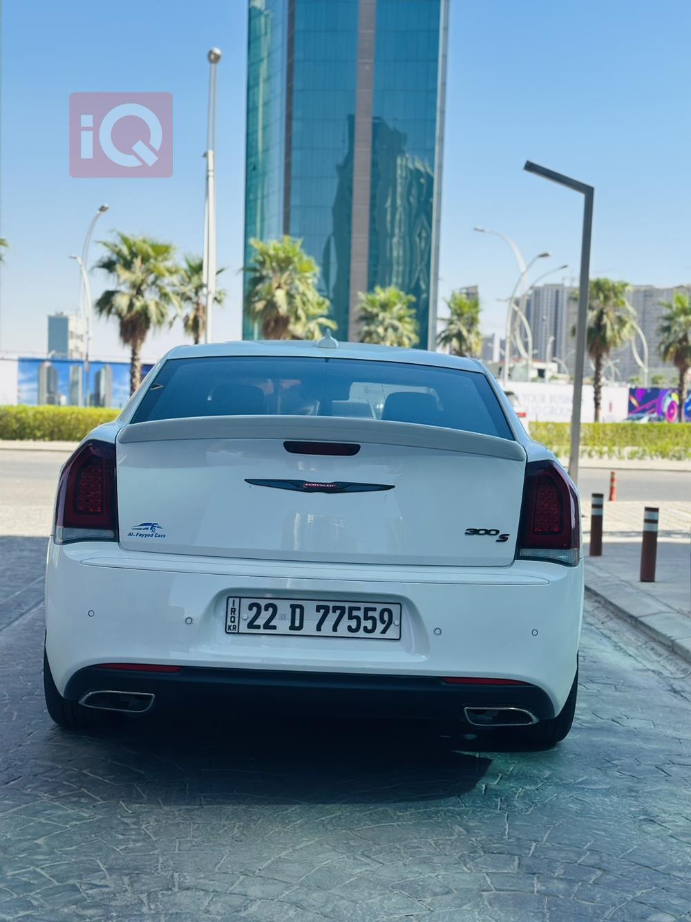 كرايسلر 300